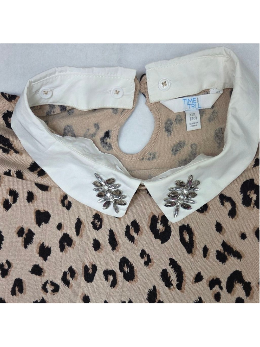 Women's Time and Tru Leopard Print Crew Neck Sweater Plus XXL Beige - Picture 6 of 12